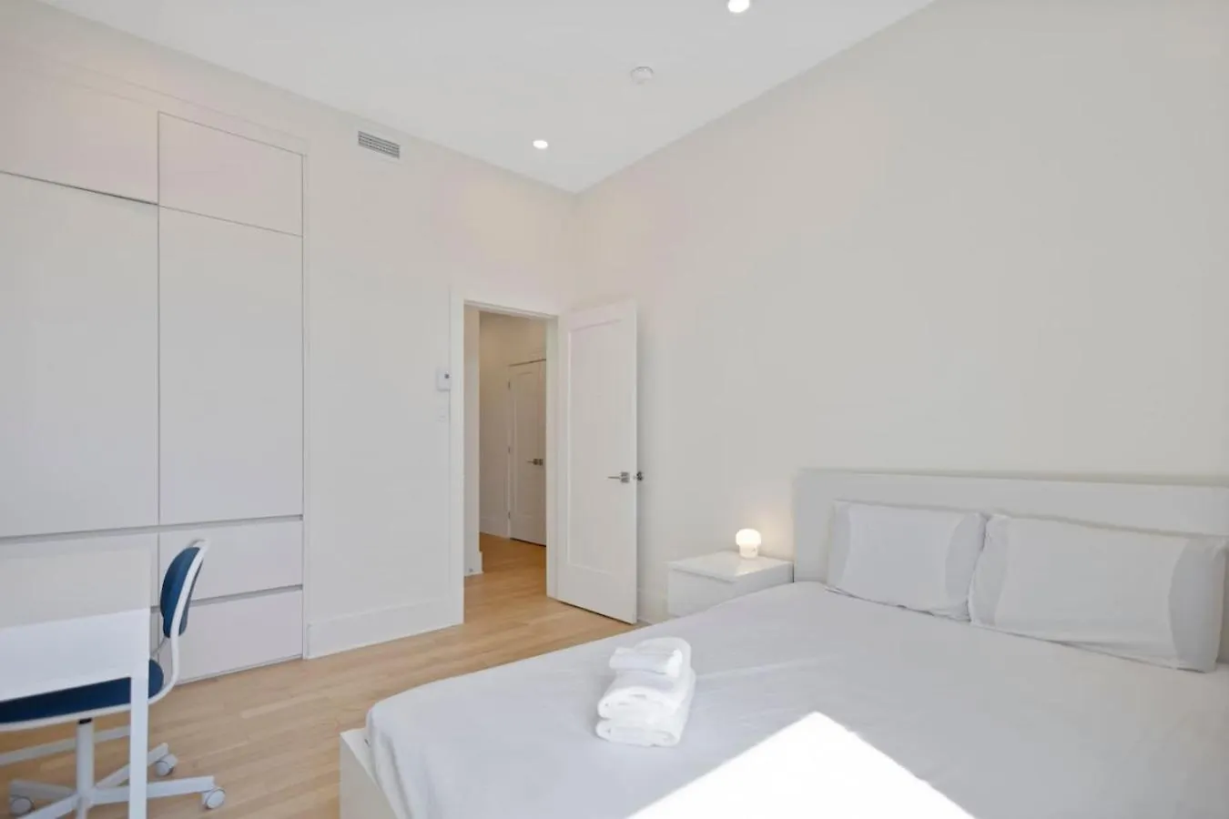 Amazing And Spacious 5Br2B In Heart Of Plateau Zt8 Montreal Apartment