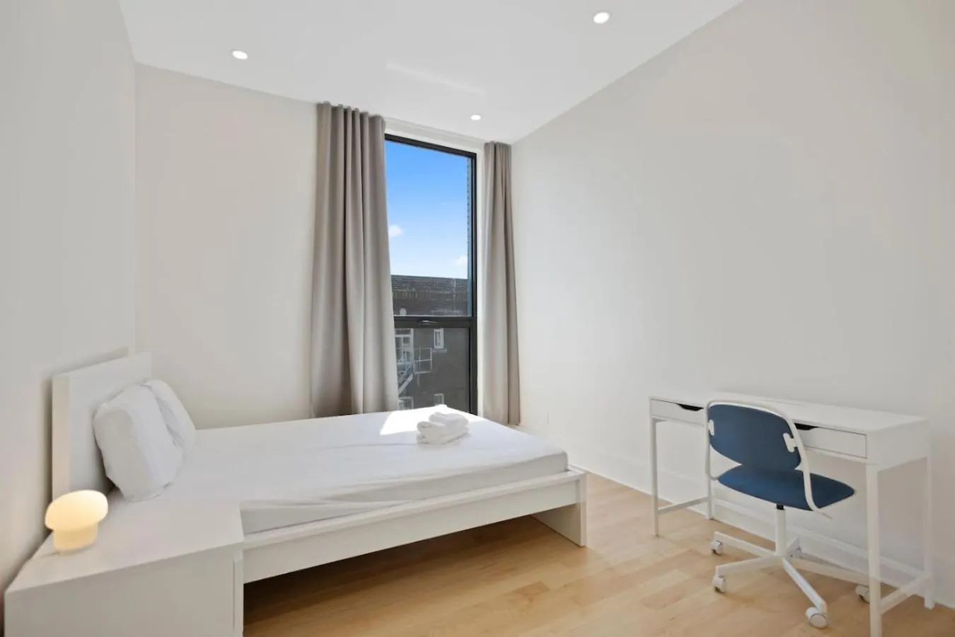 Apartment Amazing And Spacious 5Br2B In Heart Of Plateau Zt8 Montreal