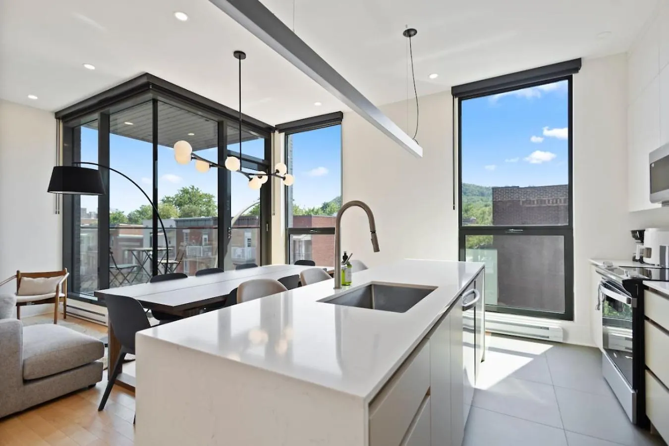 Apartment Amazing And Spacious 5Br2B In Heart Of Plateau Zt8 Montreal Canada